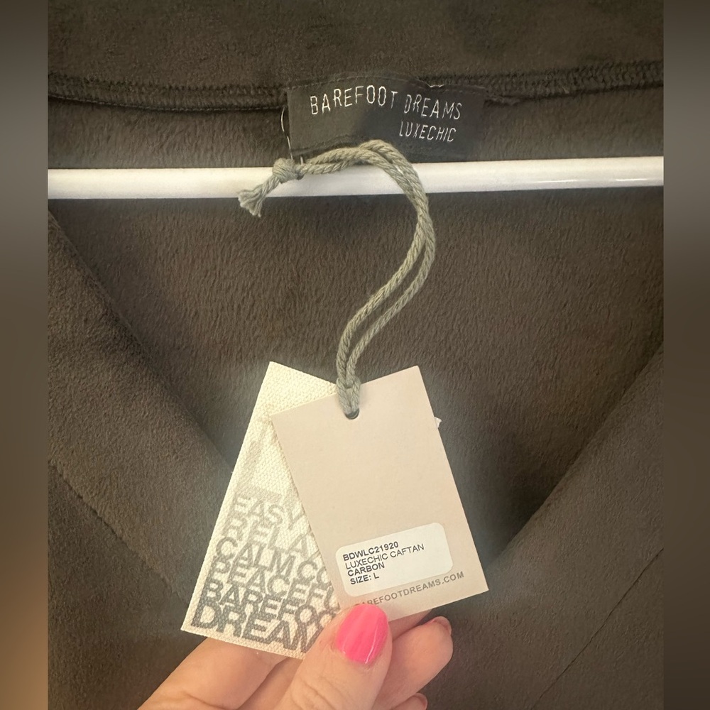 Barefoot dreams luxechic caftan NWT - Picture 7 of 8
